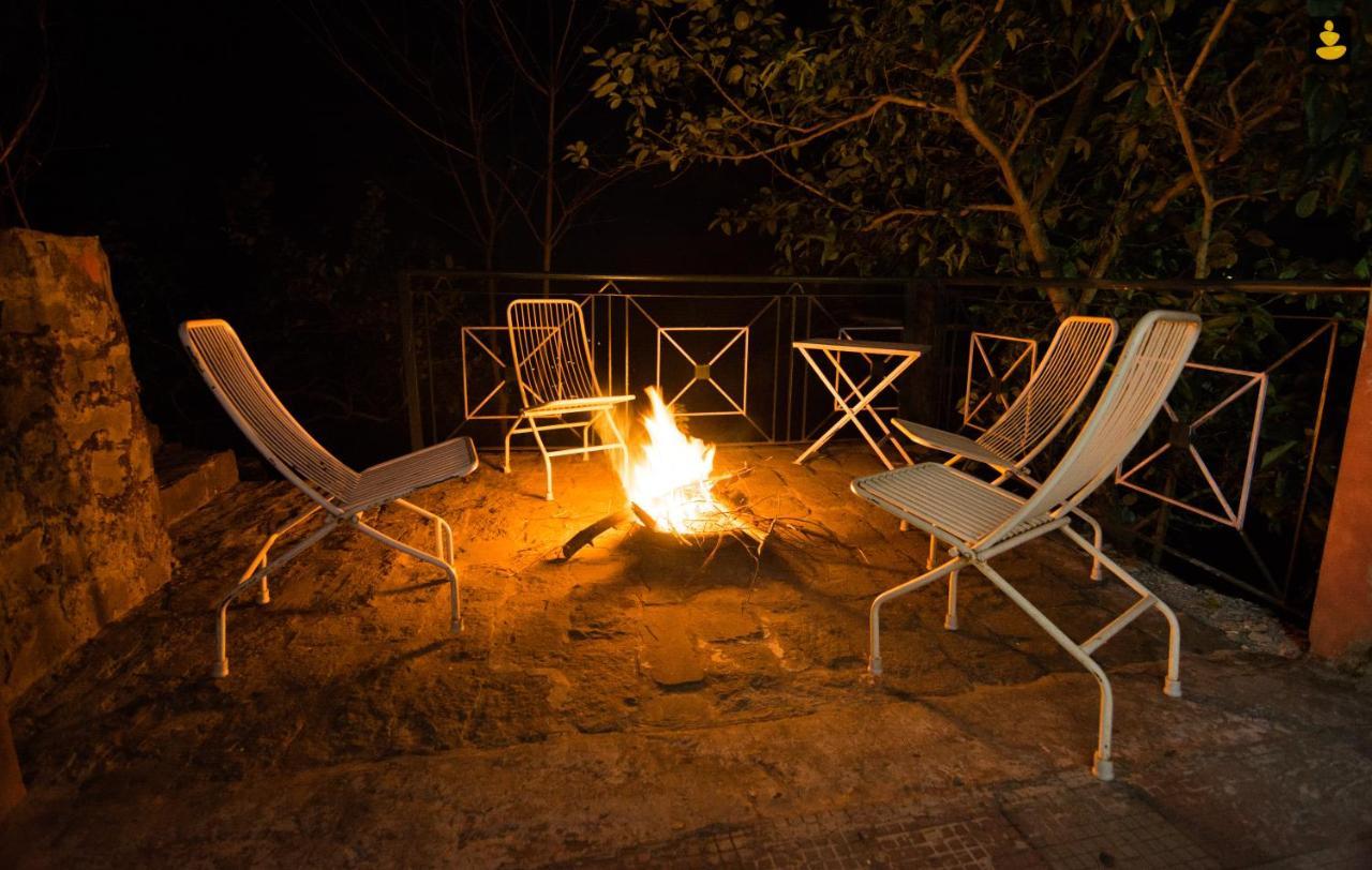 Livingstone 2Bhk Cozy Homestay In Kasauli Hills Exterior foto