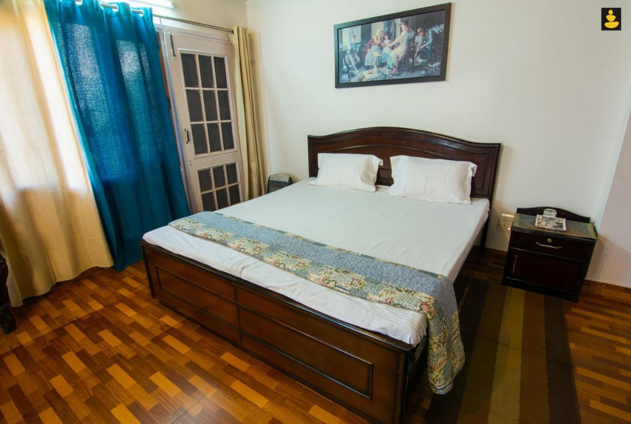 Livingstone 2Bhk Cozy Homestay In Kasauli Hills Exterior foto